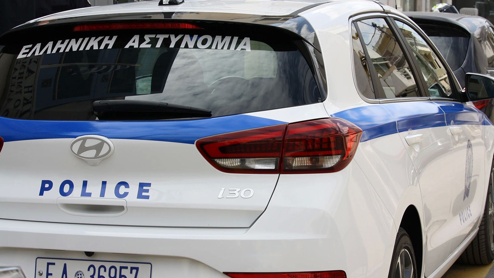 Στην υπηρεσία της ΕΛ.ΑΣ. δύο νέα υβριδικά αυτοκίνητα 